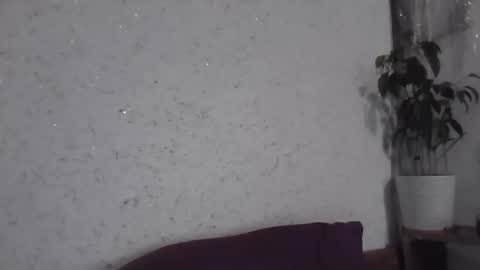 Snapshot of fox_red_lady7 chatting on December 16, 10:53 am fox_red_lady7 online show from December 16, 10:53 am