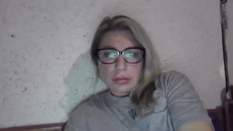 fox_red_lady7 online show from February 8, 9:29 pm