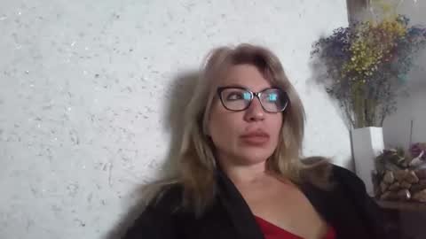 fox_red_lady7 online show from March 5, 9:49 am