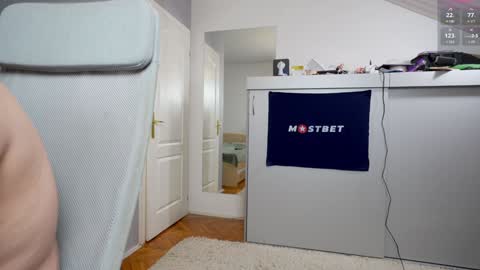 Snapshot of foxeslovefoxes chatting on December 7, 2:24 pm CUSTOM PHOTOS AND VIDEOS - online show from December 7, 2:24 pm