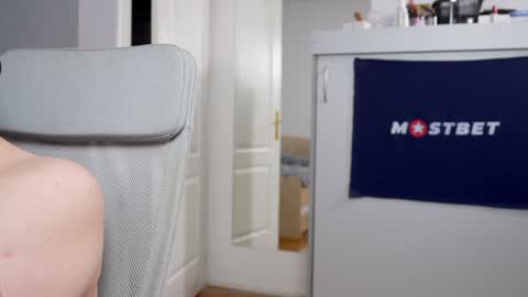 Snapshot of foxeslovefoxes chatting on December 19, 3:41 pm CUSTOM PHOTOS AND VIDEOS - online show from December 19, 3:41 pm