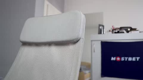 Snapshot of foxeslovefoxes chatting on December 29, 12:12 pm CUSTOM PHOTOS AND VIDEOS - online show from December 29, 12:12 pm