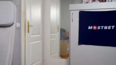 Snapshot of foxeslovefoxes chatting on January 8, 12:15 pm CUSTOM PHOTOS AND VIDEOS - online show from January 8, 12:15 pm