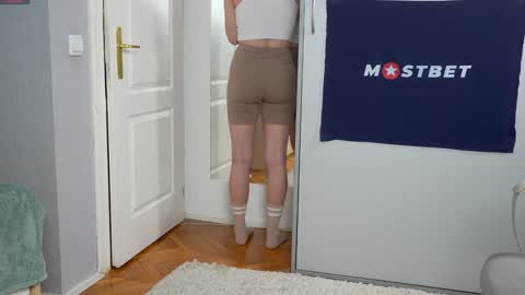 Snapshot of foxeslovefoxes chatting on January 24, 3:02 pm CUSTOM PHOTOS AND VIDEOS - online show from January 24, 3:02 pm