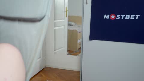 Snapshot of foxeslovefoxes chatting on January 28, 11:06 am CUSTOM PHOTOS AND VIDEOS - online show from January 28, 11:06 am