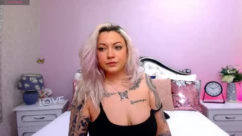 Clarise online show from May 5, 10:18 pm