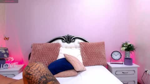Clarise online show from June 3, 5:18 pm