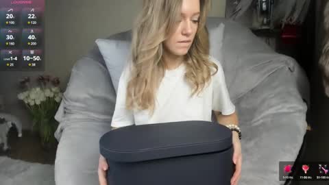 Foxy online show from March 12, 3:35 am