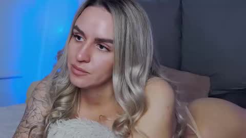 Foxy Kimmi online show from November 27, 7:21 am