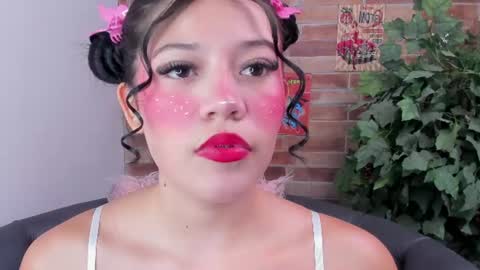 Loren online show from June 20, 11:02 am