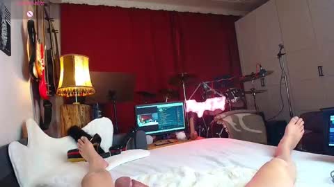 Snapshot of foxyandted chatting on October 8, 3:53 pm FoxyandTed online show from October 8, 3:53 pm