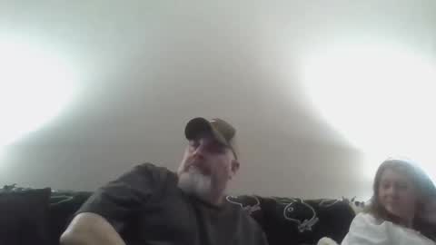 Snapshot of foxyfang chatting on March 2, 12:42 am foxyfang online show from March 2, 12:42 am