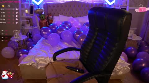 Snapshot of foxyshyyy chatting on January 11, 10:51 am Inna online show from January 11, 10:51 am