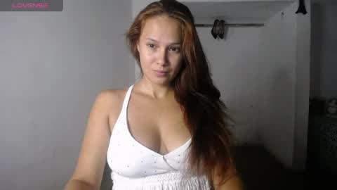 Snapshot of foxysweet08 chatting on June 6, 4:50 am Dulce online show from June 6, 4:50 am