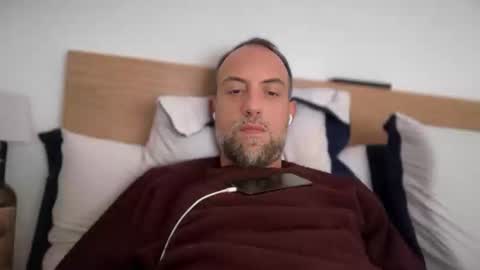 Snapshot of fra___ chatting on October 21, 7:09 am fra___ online show from October 21, 7:09 am