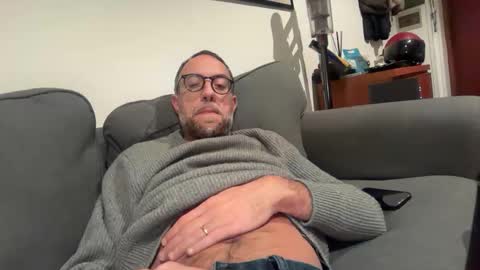 Snapshot of fra___ chatting on November 23, 12:54 am fra___ online show from November 23, 12:54 am