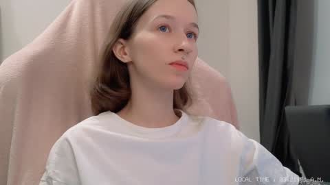 Snapshot of fran_bow chatting on January 5, 12:20 am fran_bow online show from January 5, 12:20 am