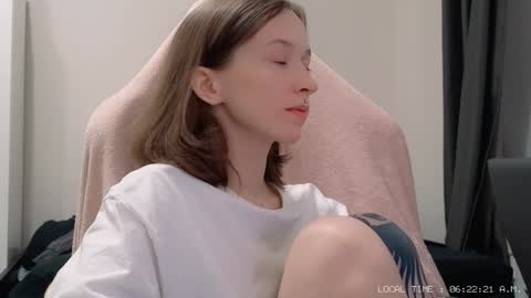 Snapshot of fran_bow chatting on January 5, 3:22 am fran_bow online show from January 5, 3:22 am