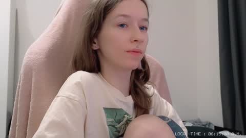 Snapshot of fran_bow chatting on January 9, 3:15 am fran_bow online show from January 9, 3:15 am