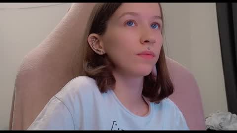 Snapshot of fran_bow chatting on January 30, 5:19 am fran_bow online show from January 30, 5:19 am