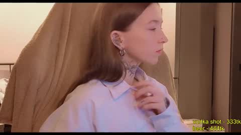 Snapshot of fran_bow chatting on November 17, 1:33 am fran_bow online show from November 17, 1:33 am