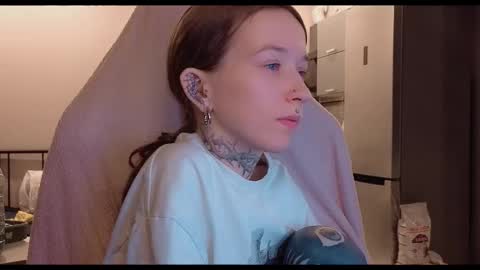 Snapshot of fran_bow chatting on November 24, 11:26 pm fran_bow online show from November 24, 11:26 pm