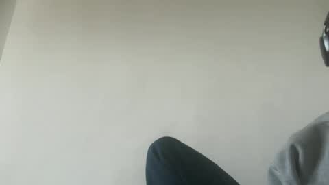 Snapshot of fran_ces chatting on May 20, 3:40 pm fran_ces online show from May 20, 3:40 pm