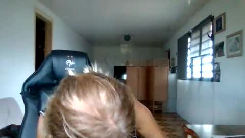 francelune online show from November 4, 11:31 am