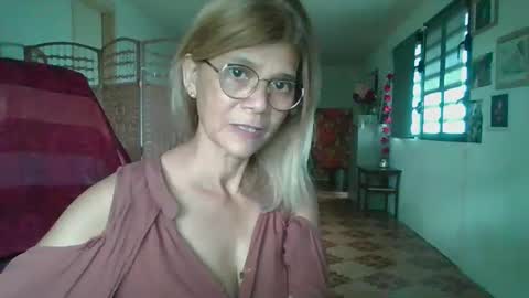 francelune online show from January 9, 1:36 pm