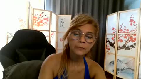 francelune online show from July 8, 10:53 am