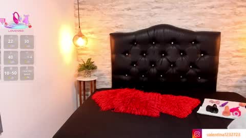 Snapshot of francesca_bbw chatting on September 10, 3:06 am online show from September 10, 3:06 am