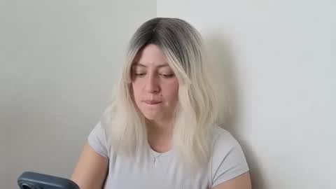 Snapshot of francescaasmith chatting on September 9, 5:34 pm Francesca online show from September 9, 5:34 pm