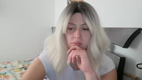 Francesca online show from November 18, 8:35 pm