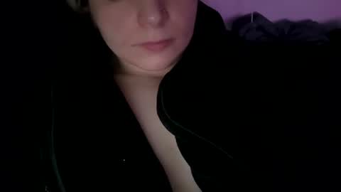 Snapshot of francescafey chatting on January 6, 6:44 pm francescafey online show from January 6, 6:44 pm