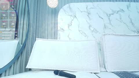 franchesca_de_luca online show from February 18, 12:37 am