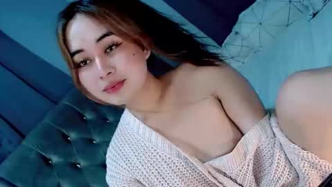 LOVE online show from April 22, 8:06 am