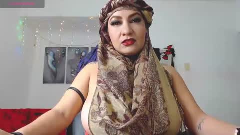 franchesca lussuria online show from August 1, 2:33 am