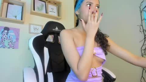 Snapshot of franchezcaa chatting on June 4, 5:30 pm franchezcaa online show from June 4, 5:30 pm