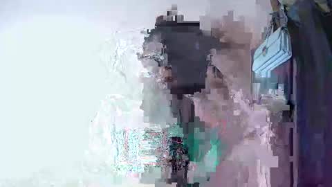 Snapshot of francine925426 chatting on October 28, 7:34 am francine925426 online show from October 28, 7:34 am