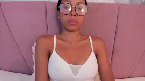 Laura online show from July 14, 10:26 pm