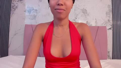 Laura online show from July 15, 7:30 pm