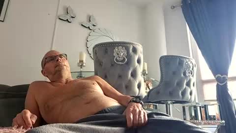 franciscomalin online show from August 3, 7:29 am