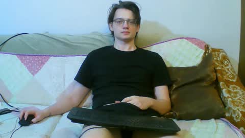 Snapshot of francisgray chatting on February 7, 6:33 pm Frank online show from February 7, 6:33 pm