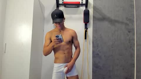 Snapshot of franco_demons_ chatting on March 20, 5:18 pm Franco online show from March 20, 5:18 pm