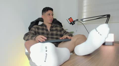 Snapshot of francodelacruz chatting on January 12, 4:18 pm Francum online show from January 12, 4:18 pm