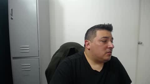 Snapshot of francoisroy chatting on September 12, 9:26 pm Juan online show from September 12, 9:26 pm