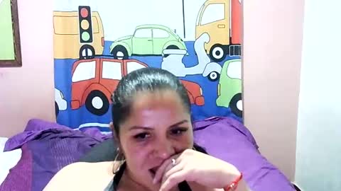 Snapshot of francy_froz chatting on December 2, 3:26 am francy froz online show from December 2, 3:26 am