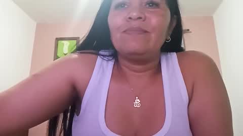 Snapshot of francy_froz chatting on December 14, 4:01 am francy froz online show from December 14, 4:01 am