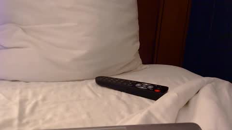 frank1026 online show from March 19, 1:42 am