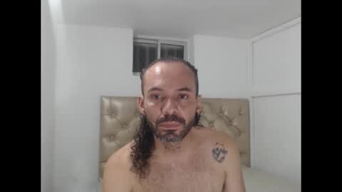 frank_jeanpaul online show from December 2, 6:52 am